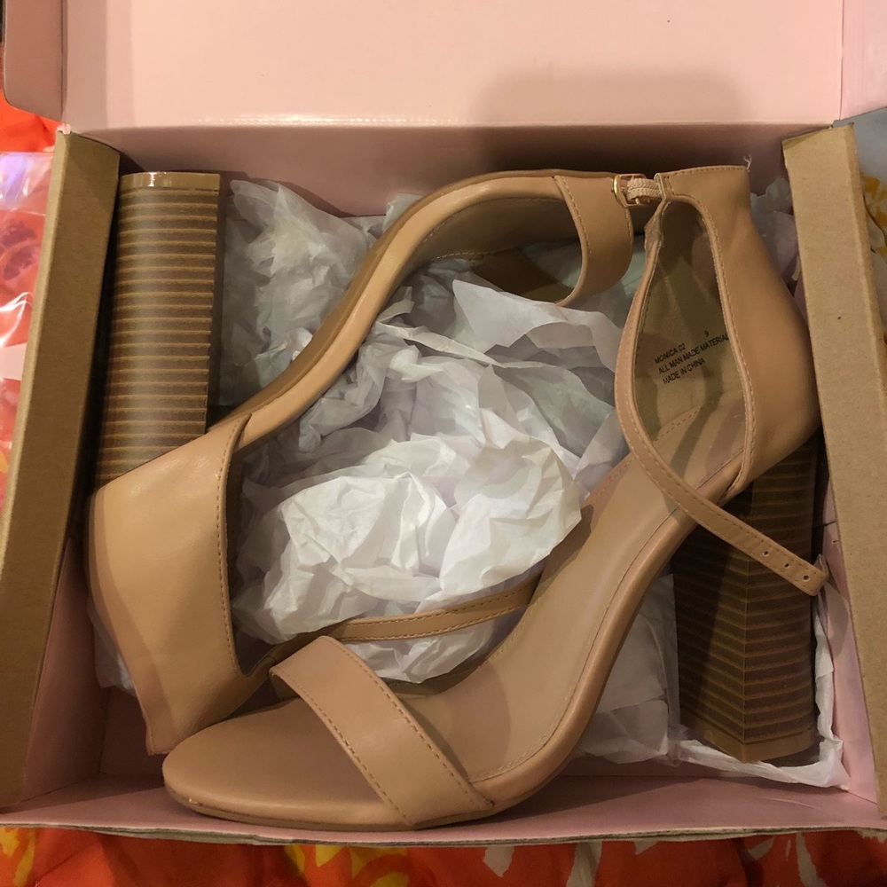 Charlotte Russe Nude Block Strap Heels Size 9